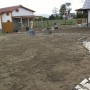 Озеленяване на частен двор в с. Рельово - заравняване и засаждане на декоративни композиции